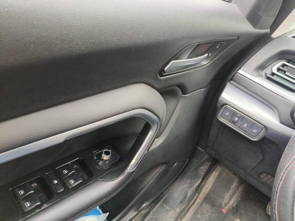 [西安·陕A] 二手哈弗哈弗H62017款 红标 2.0T 自动两驱智尚型