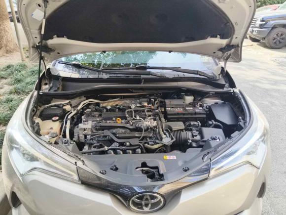 [上海·浙D] 二手丰田丰田C-HR2018款 2.0L 领先天窗版 国VI