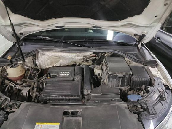 [广州·粤A] 二手奥迪奥迪Q32017款 30 TFSI 标准型