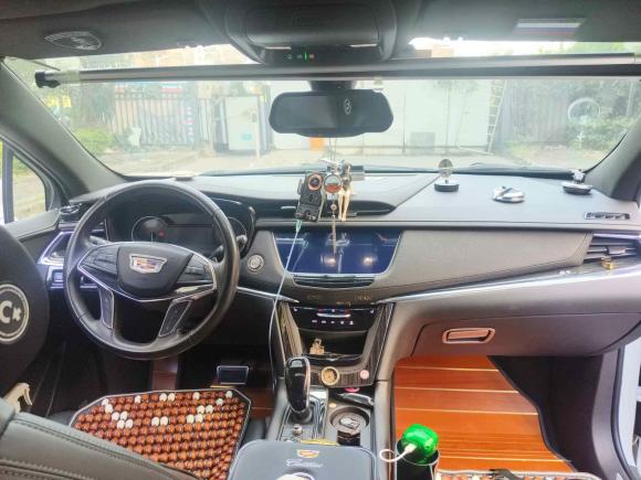 [广州·粤A] 二手凯迪拉克凯迪拉克XT52018款 28T 四驱豪华型