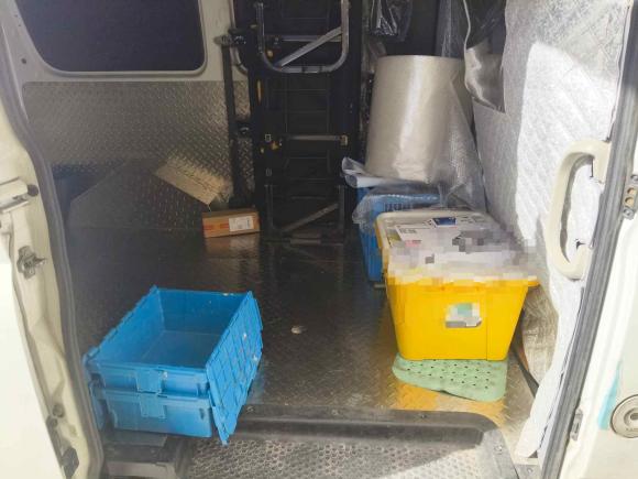 [无锡·苏B] 二手大通新途V802023款 2.0T 手动经典傲运通短轴超低顶5/6座