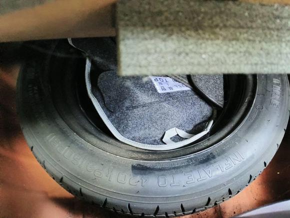 [无锡·苏B] 二手现代瑞奕2014款 1.4L 自动GLX