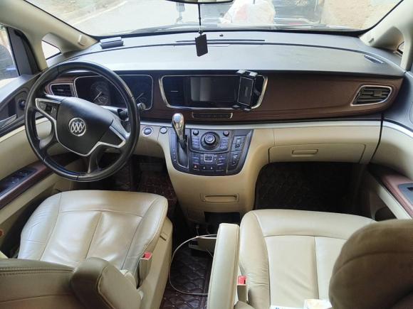 [南昌·赣A] 二手别克别克GL82015款 2.4L 豪华商务尊享版