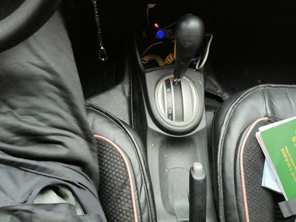 [武汉·鄂A] 二手本田飞度2011款 1.5L 自动豪华版