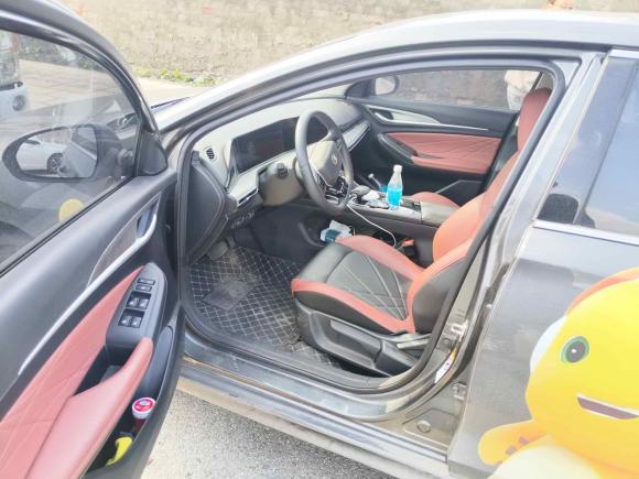 [成都·川G] 二手长安逸动2023款 畅享版 PLUS 蓝鲸NE 1.4T GDI DCT尊贵版