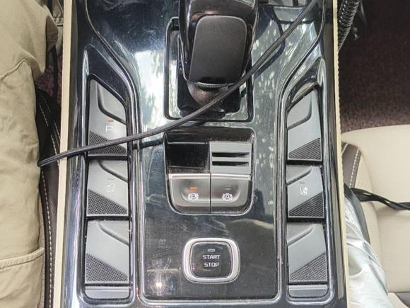 [广州·粤H] 二手奔腾奔腾T772019款 230 TID 自动尊享型 国V