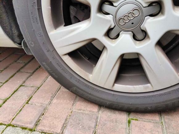 [上海·沪C] 二手奥迪奥迪A4L2011款 2.0 TFSI 舒适型