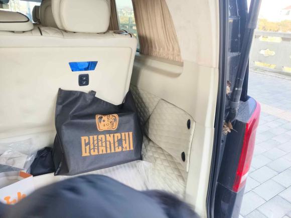 [杭州·浙C] 二手奔驰威霆2020款 2.0T 精英版 7座