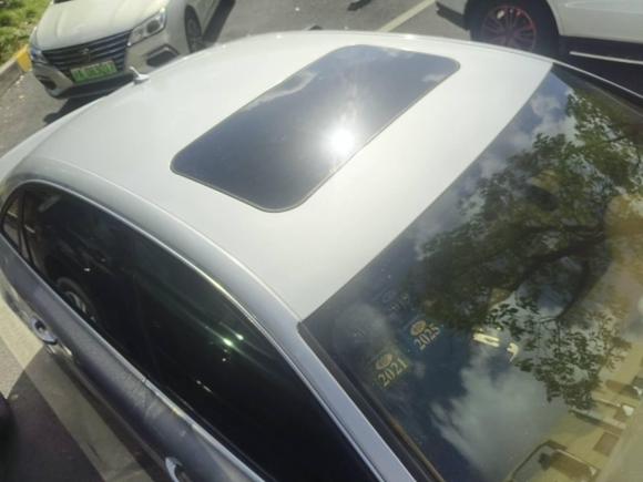 [上海·沪A] 二手奥迪奥迪A4L2011款 2.0 TFSI 技术型