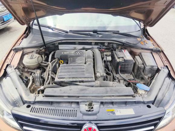 [上海·粤S] 二手大众凌渡2015款 230TSI DSG风尚版