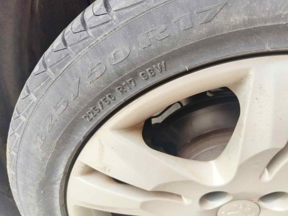 [成都·川G] 二手标致标致30082013款 2.0L 自动潮流版