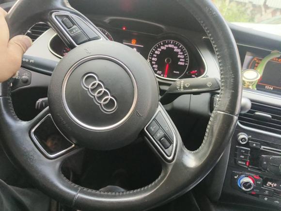 [上海·沪B] 二手奥迪奥迪A4L2015款 35 TFSI 自动舒适型