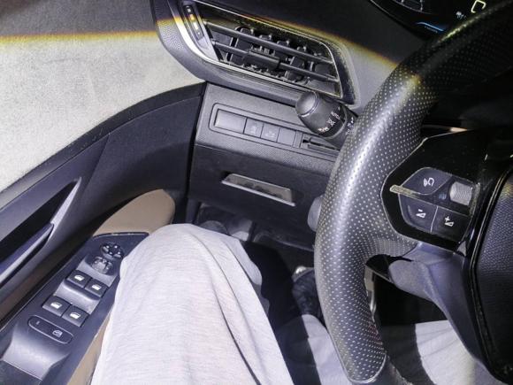 [上海·沪A] 二手标致标致50082017款 380THP 7座豪华GT版