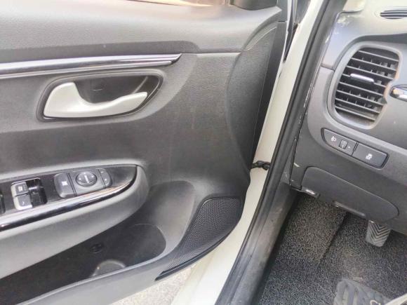 [上海·苏G] 二手起亚起亚K22017款 三厢 1.4L MT 15周年特别版GLS