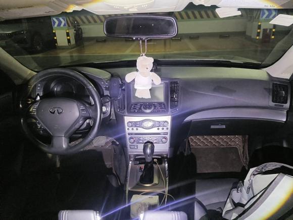 [成都·川A] 二手英菲尼迪英菲尼迪G系2010款 G25 Sedan 豪华运动版