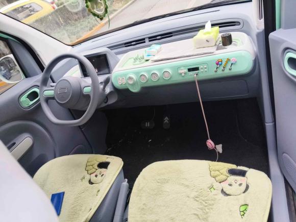 [上海·浙A] 二手奔腾奔腾小马2025款 222km 闪电马