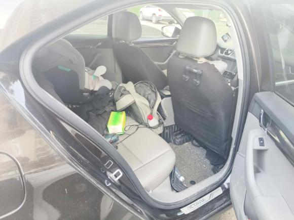 [成都·川A] 二手斯柯达明锐2015款 1.4TSI DSG逸俊版