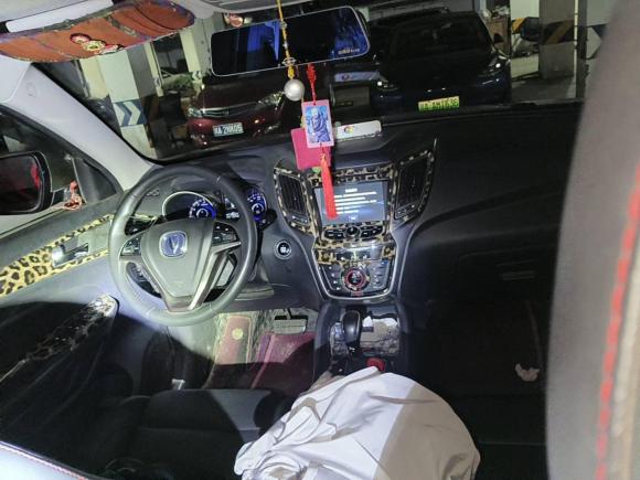 [成都·川V] 二手长安长安CS752015款 1.8T 自动四驱尊贵型 国V