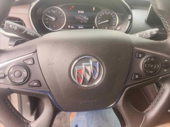 [深圳·粤B] 二手别克别克GL82022款 陆上公务舱 652T 豪华型