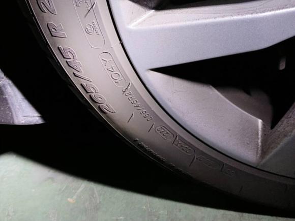 [青岛·鲁B] 二手奔驰奔驰R级2017款 R 320 4MATIC 豪华型臻藏版