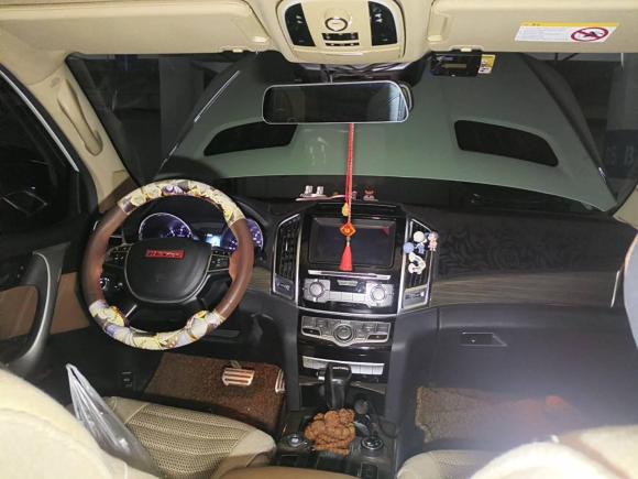 [西安·陕A] 二手哈弗哈弗H92015款 2.0T 四驱豪华型 7座