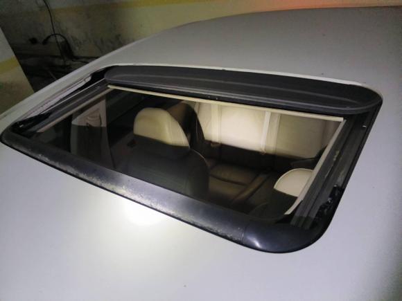 [无锡·沪J] 二手雷克萨斯雷克萨斯ES2010款 240 典雅版