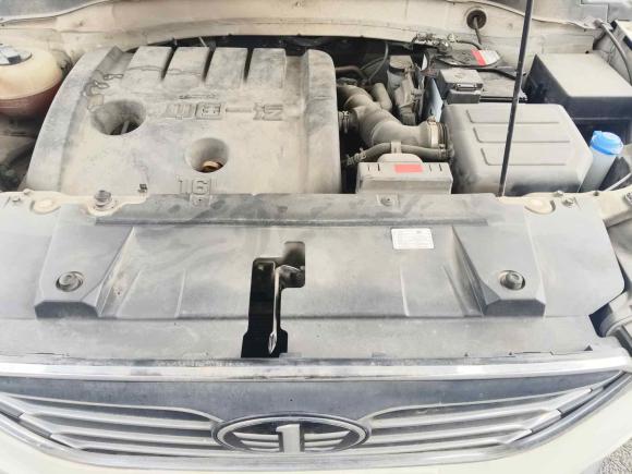 [南京·苏A] 二手奔腾奔腾X402017款 1.6L 自动豪华型