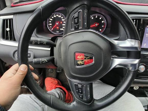 [芜湖·皖A] 二手荣威荣威i62017款 20T 自动旗舰版