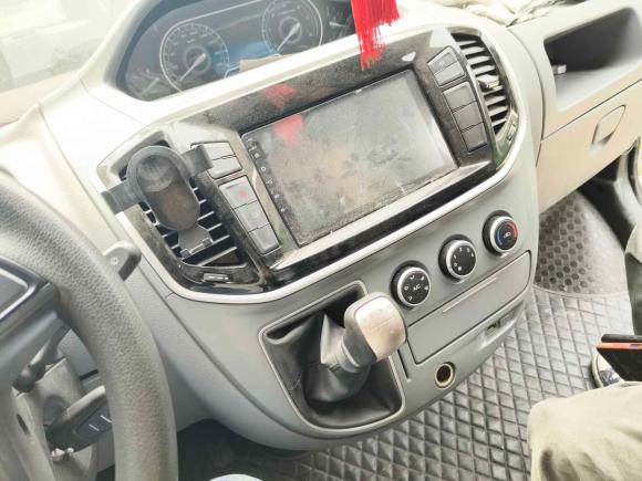 [苏州·苏E] 二手上汽大通MAXUS新途V802021款 2.0T 手动经典傲运通长轴中顶6/7/8/9座