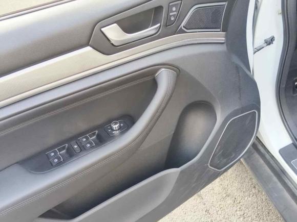 [上海·皖K] 二手哈弗哈弗H62018款 运动版 1.5T 自动两驱尊贵型 国V