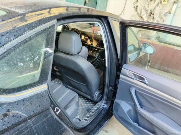 [青岛·鲁B] 二手大众朗逸2018款 1.5L 手动舒适版 国V