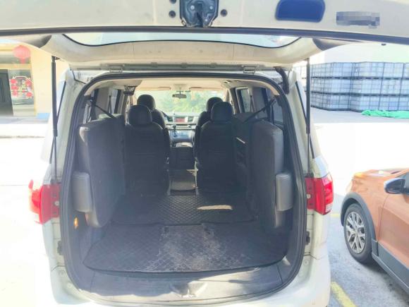 [上海·苏J] 二手大通大通G102016款 2.0T 自动精英版