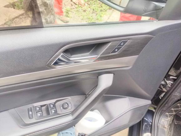 [上海·沪C] 二手大众朗逸2019款 1.5L 手动舒适版 国VI