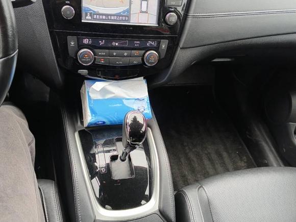 [广州·粤A] 二手日产奇骏2019款 2.0L CVT舒适版 2WD