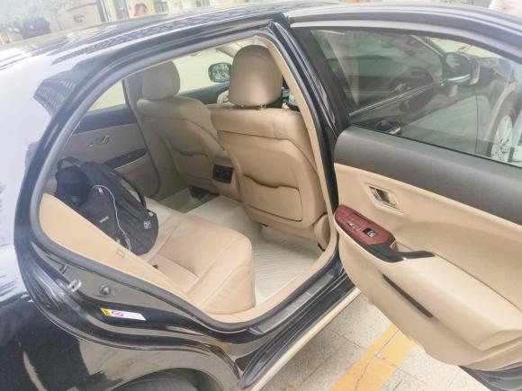 [广州·粤J] 二手丰田皇冠2010款 2.5L Royal 真皮天窗版