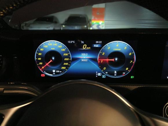 [成都·川B] 二手奔驰奔驰A级2021款 A 200 L 运动轿车动感型