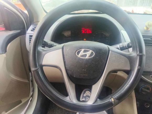 [义乌·浙G] 二手现代瑞纳2016款 1.4L 自动智能型GLS