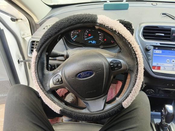 [青岛·鲁B] 二手福特福睿斯2017款 幸福版 1.5L 自动时尚型