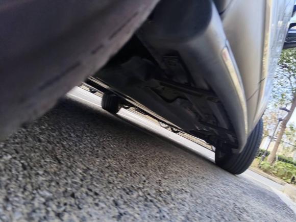 [上海·沪B] 二手雷诺科雷嘉2016款 2.0L 两驱豪华版