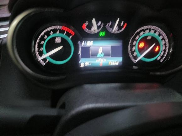 [南京·苏A] 二手别克君越2013款 2.4L SIDI精英舒适型