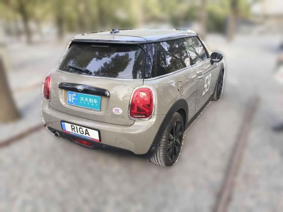 [上海·粤F] 二手MINIMINI2018款 1.5T COOPER 艺术家