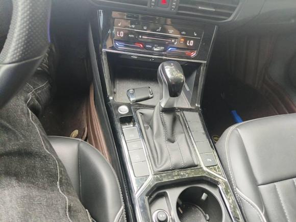 [苏州·苏E] 二手大众帕萨特2022款 330TSI 星空精英版