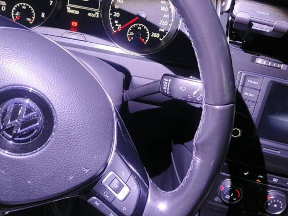 [杭州·浙A] 二手大众高尔夫2017款 230TSI 自动豪华百万辆纪念版