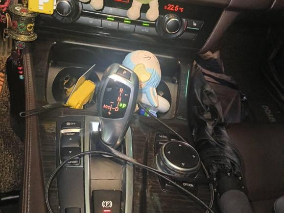 [上海·沪G] 二手宝马宝马5系2014款 525Li 豪华设计套装