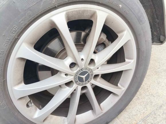 [南京·苏A] 二手奔驰奔驰A级2021款 A 200 L 运动轿车时尚型