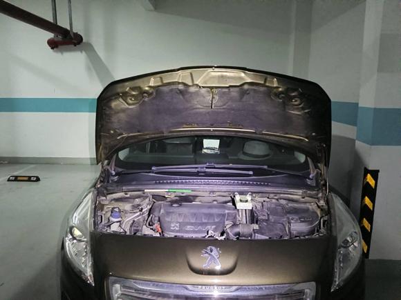 [杭州·浙A] 二手标致标致30082013款 2.0L 自动潮流版