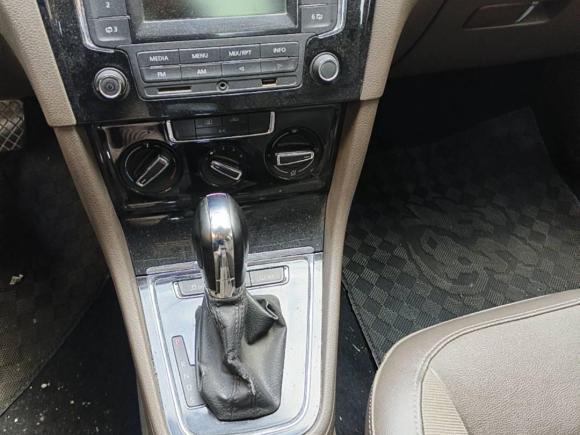 [青岛·鲁B] 二手大众宝来2015款 质惠版 1.6L 自动时尚型