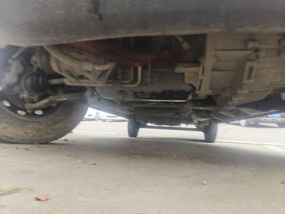 [宁波·浙B] 二手上汽大通MAXUS新途V802019款 2.5T经典款6挡手动傲运通长轴中顶7座