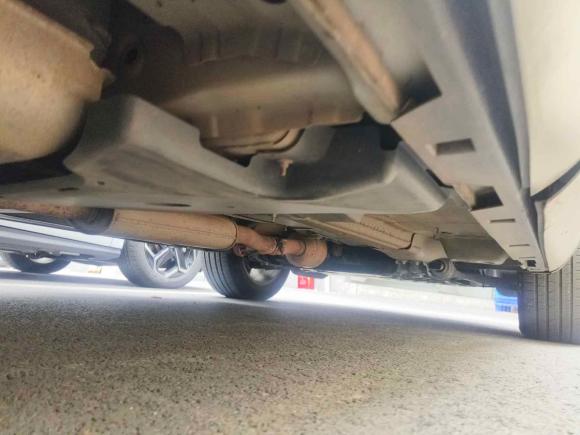 [深圳·粤B] 二手路虎发现神行2015款 2.0T HSE LUXURY