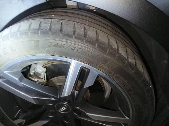 [上海·沪B] 二手奥迪奥迪A4L2020款 40 TFSI 豪华动感型